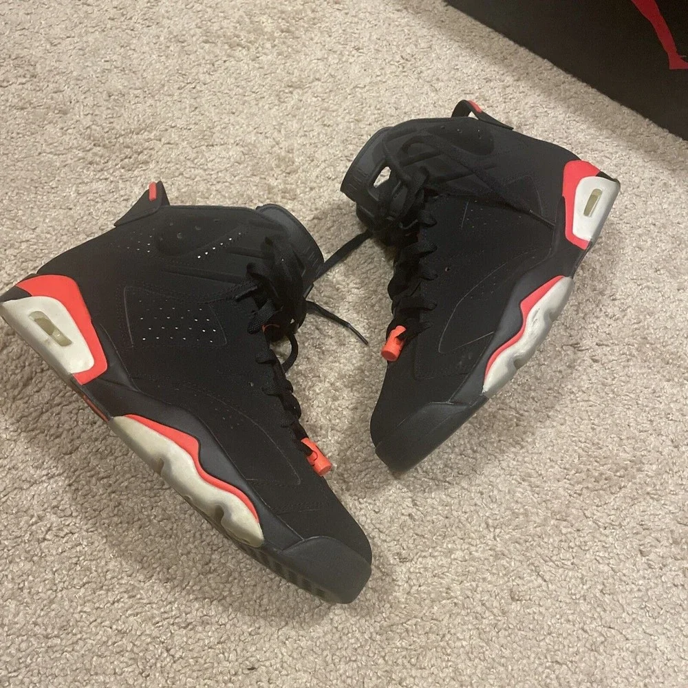 Air Jordan 6 Retro "Black Infrared" (2019) Men's (384664-060) Size 10.5 - Picture 2 of 10